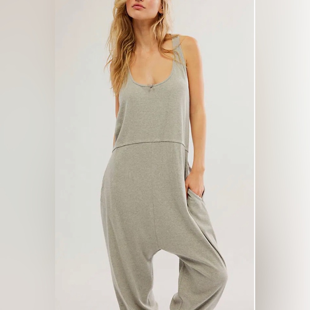 Free People Intimately Our - Downtime Romper Jumpsuit Medium Light Gray NWOT - Picture 3 of 4